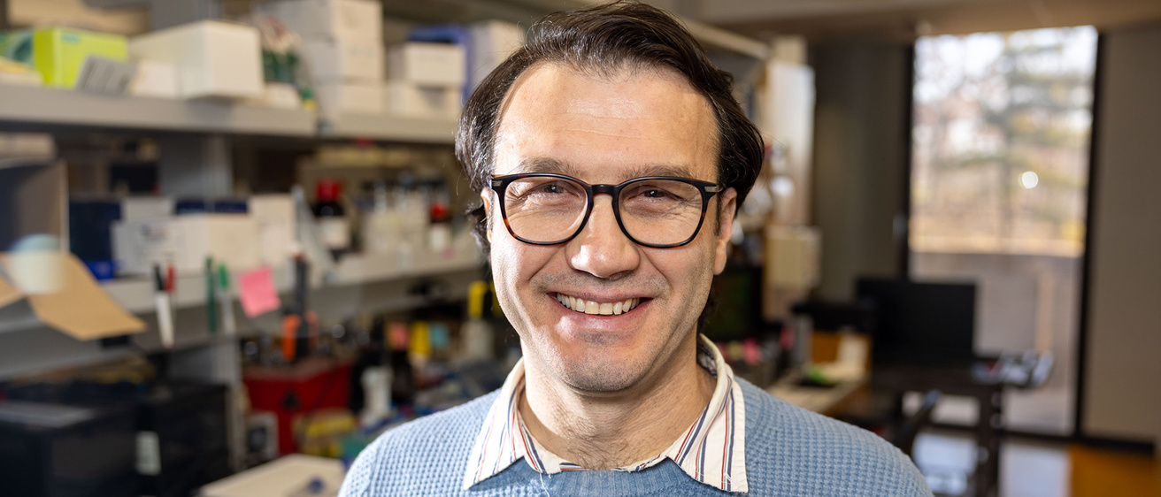 Deniz Atasoy in their lab