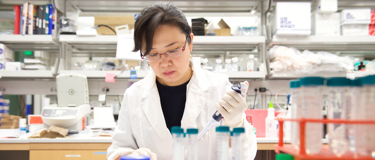 Ling Yang in laboratory